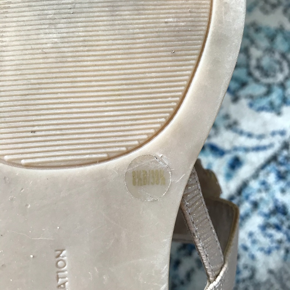 BCBGeneration Belluna Jeweled Flip Flop Sa… - Picture 11 of 11